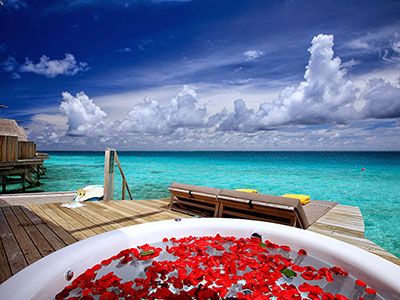 Centara Rasfushi Island Resort